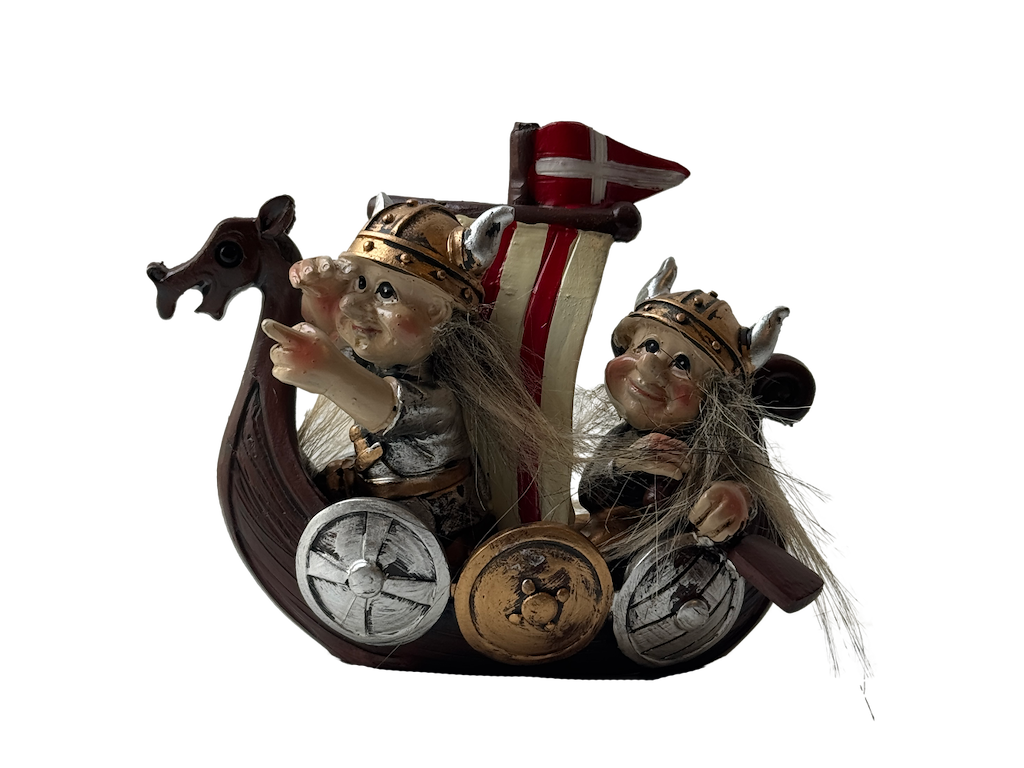 Vikingepar i Vikingeskib med sejl